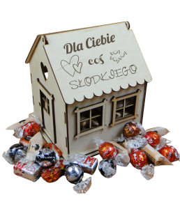Walentynkowy Domek - pudełko na cukierki  (P1345W14)